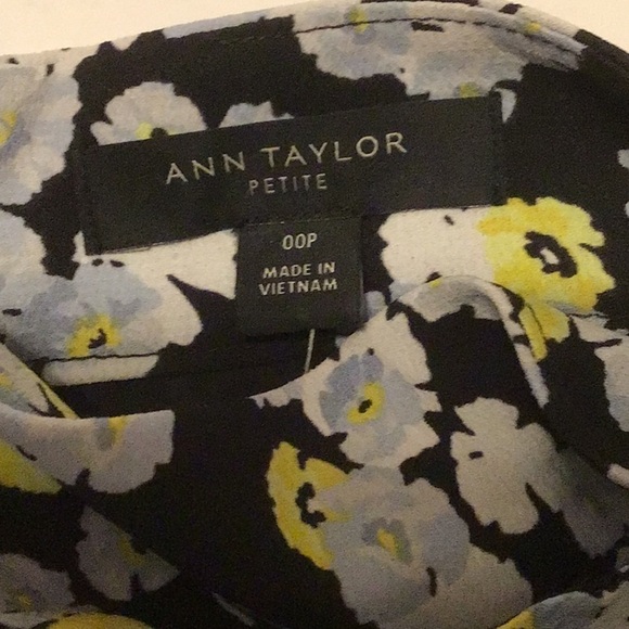 ⬇️💲ann Taylor high low print skirt.NWT - Picture 2 of 5